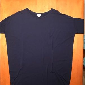 LuLaRoe Medium Irma Turnic